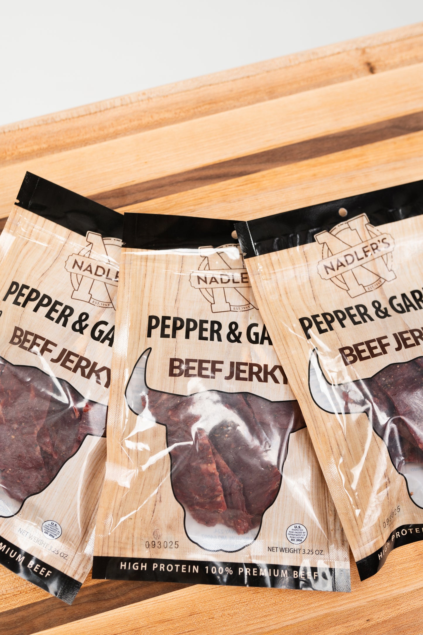 Beef Cracked Pepper & Garlic Jerky - Nadler's Meats
